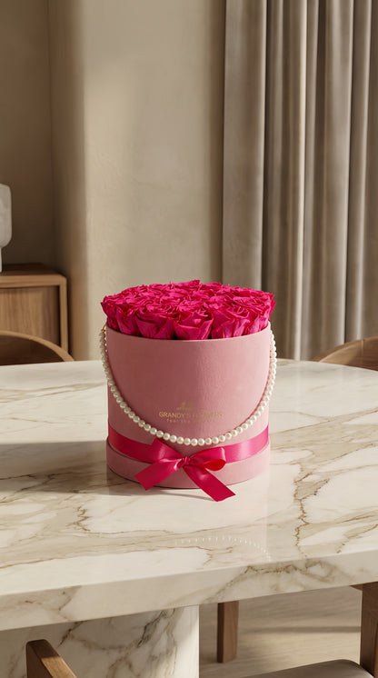 Rose Velvet Round Box Exclusive