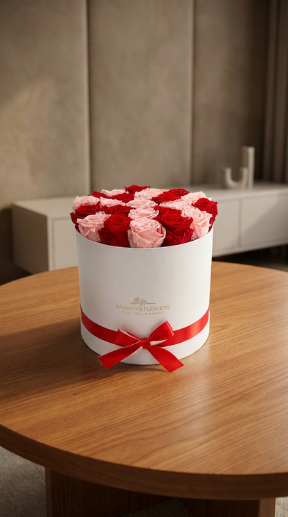 White Round Box with color roses Red and Rosewood